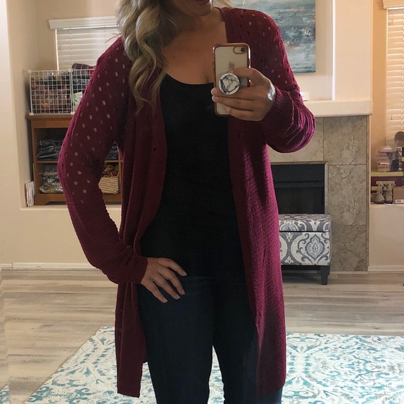 Last 1! M Sassy Burgundy Lightweight Cardigan - Picture 2 of 4